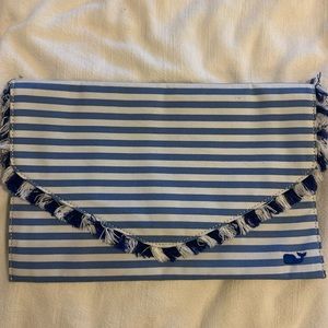 Vineyard Vines clutch